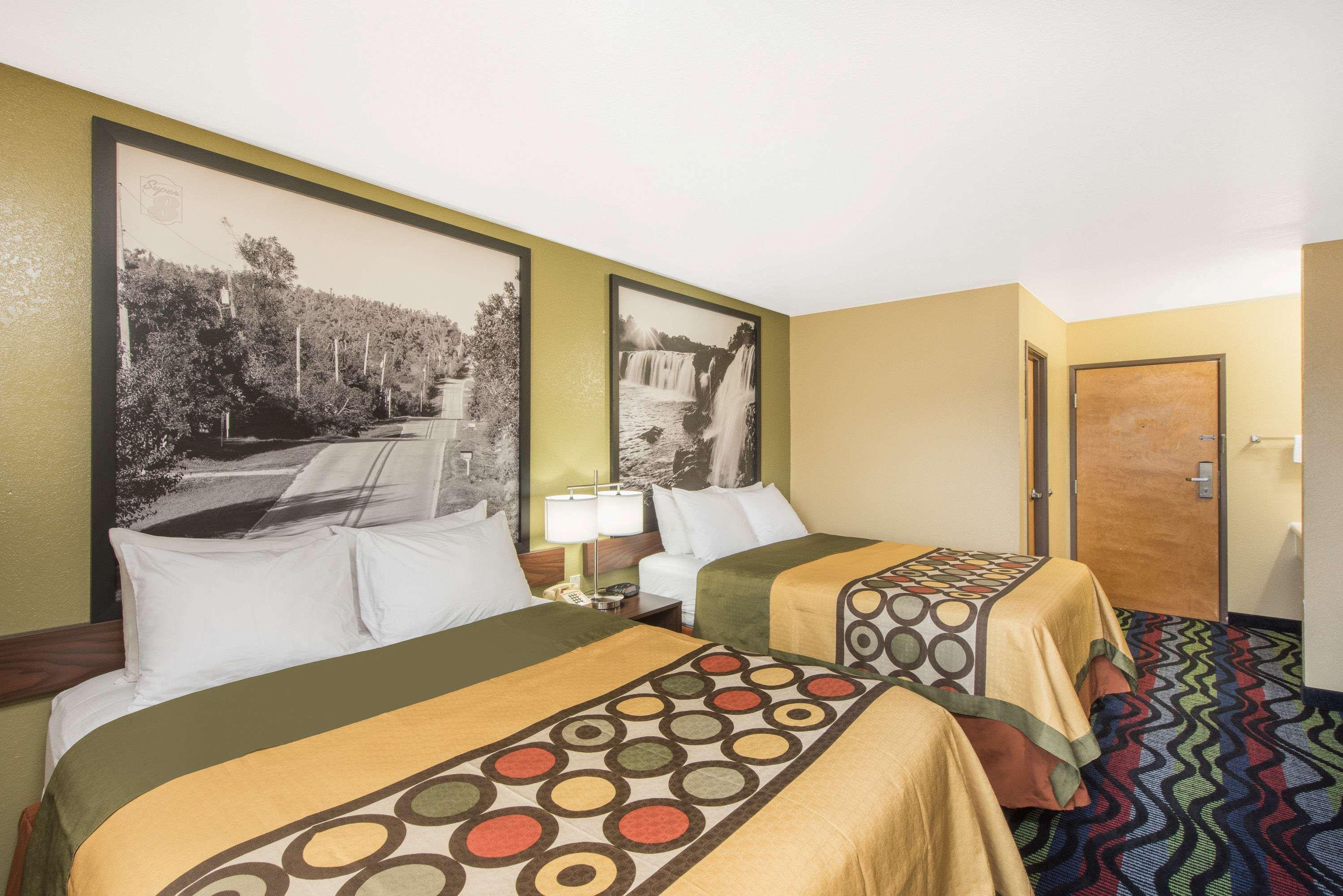 Super 8 By Wyndham Farmington Hotel Ngoại thất bức ảnh